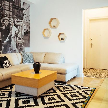 Alba Apartment On Calea Victoriei Бухарест Екстер'єр фото