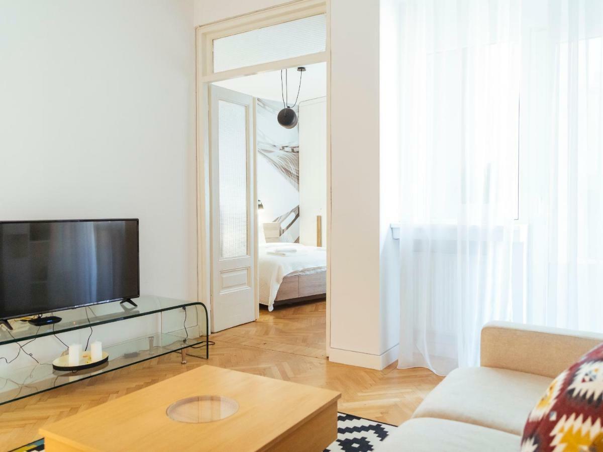 Alba Apartment On Calea Victoriei Бухарест Екстер'єр фото